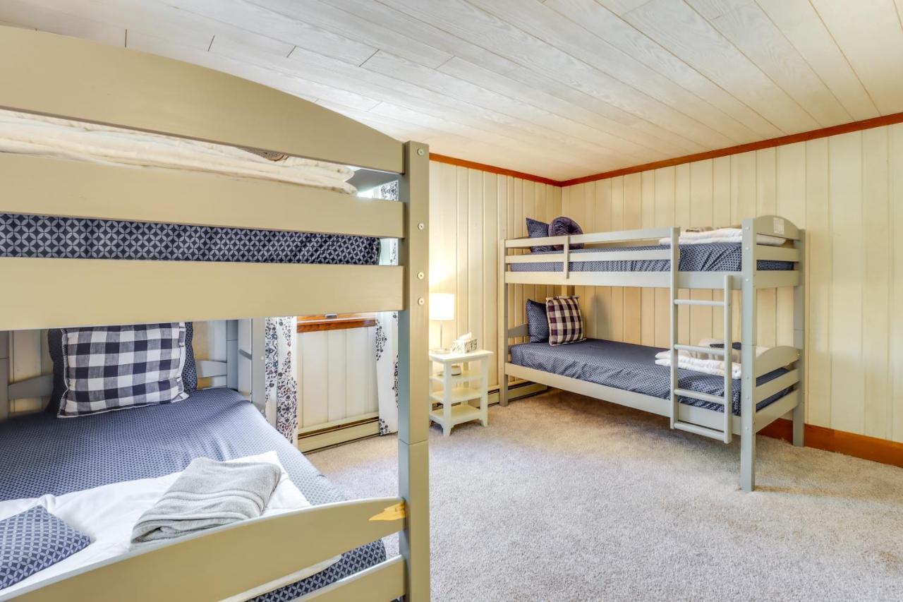 Lakefront Poconos Vacation Rental With Swim Dock! Long Pond Exteriör bild